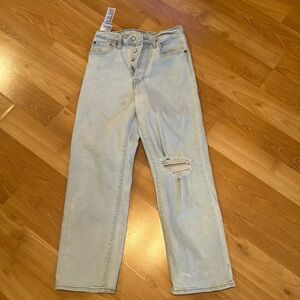 Levis ribcage straight ankle size 27